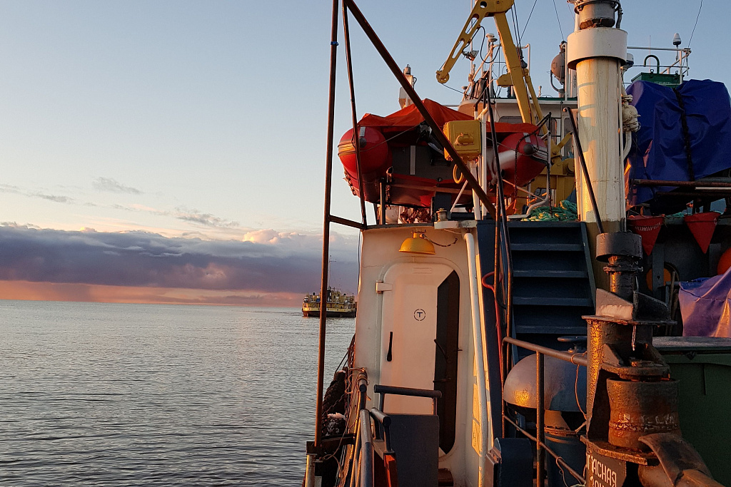 Гидрографические работы на акватории терминала СПГ и СГК "Утренний"